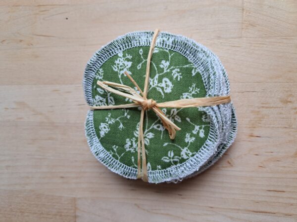 Disques à démaquiller lavables motif fleuri vert