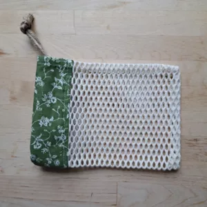 filet à savon fleuri vert