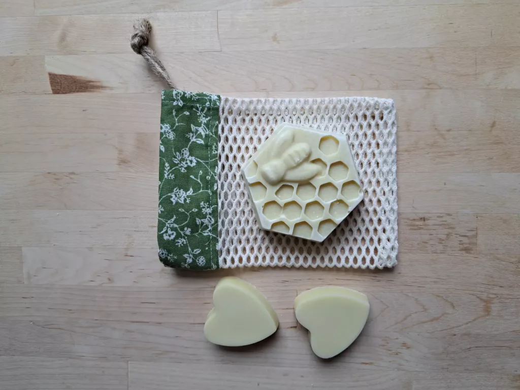 filet à savon fleuri vert