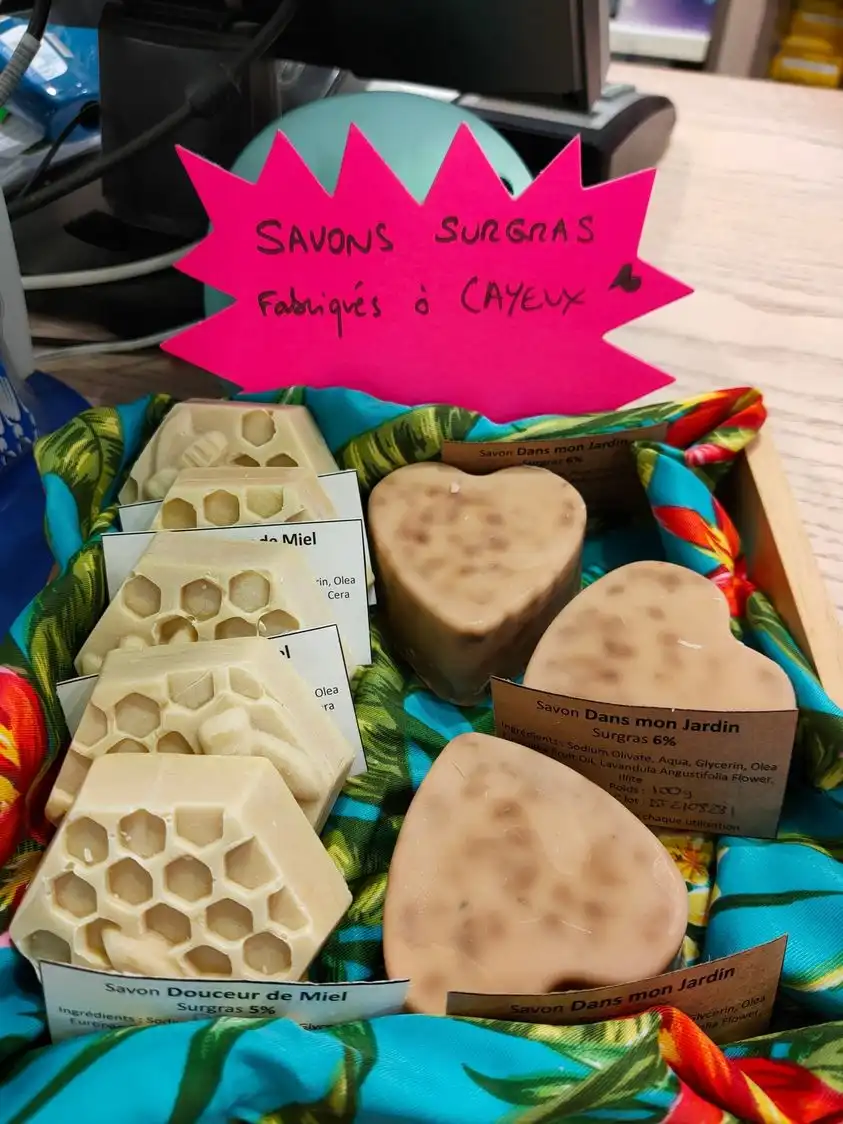 Les savons sont en pharmacie