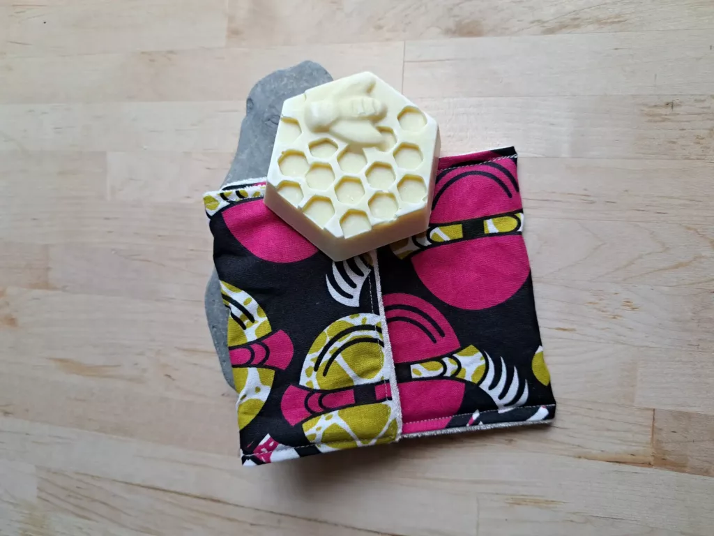 pochette à savon de voyage rose