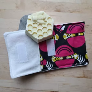 pochette à savon de voyage rose