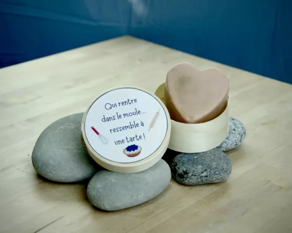 coffret "qui rentre dans le moule ressemble à une tarte"