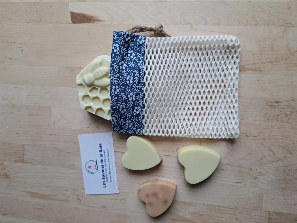 filet à savon fleuri bleu